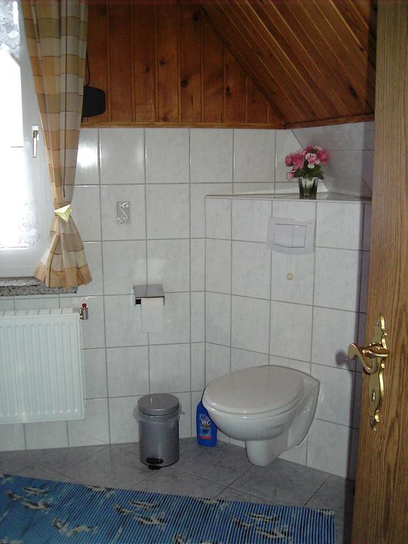 Ferienwohnung Zum Wald ゼリン エクステリア 写真
