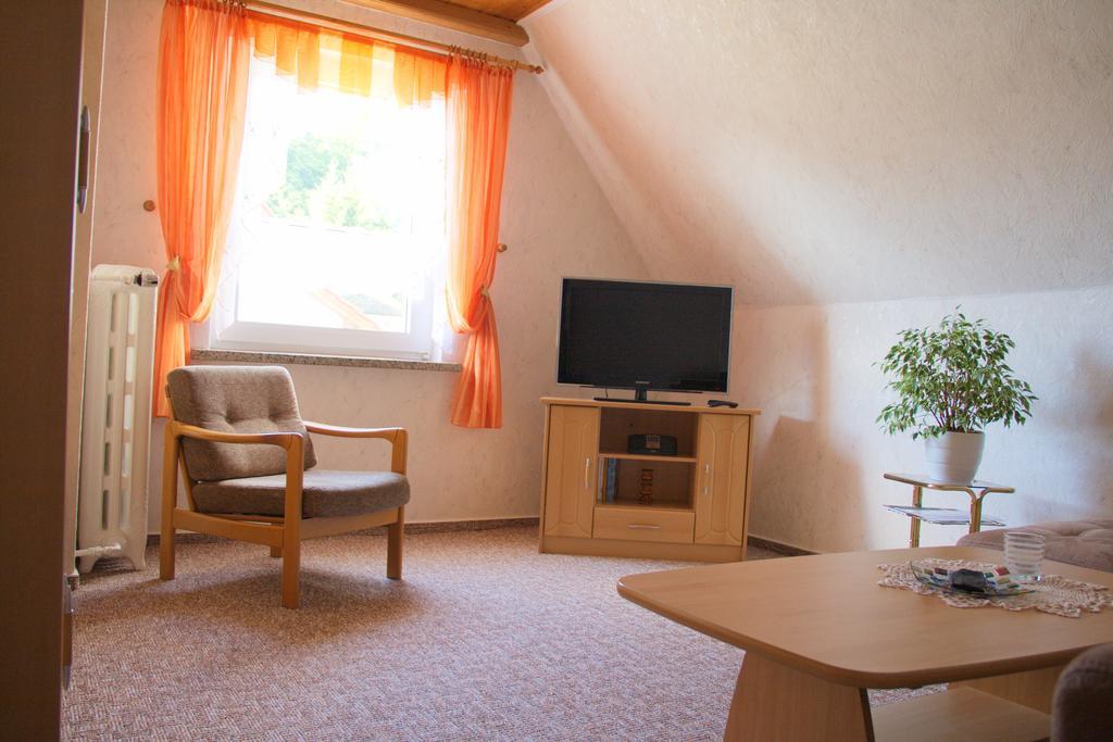 Ferienwohnung Zum Wald ゼリン 部屋 写真