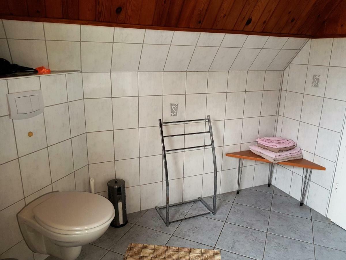 Ferienwohnung Zum Wald ゼリン エクステリア 写真